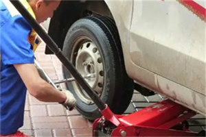 柳北区附近拖车24小时服务热线电话